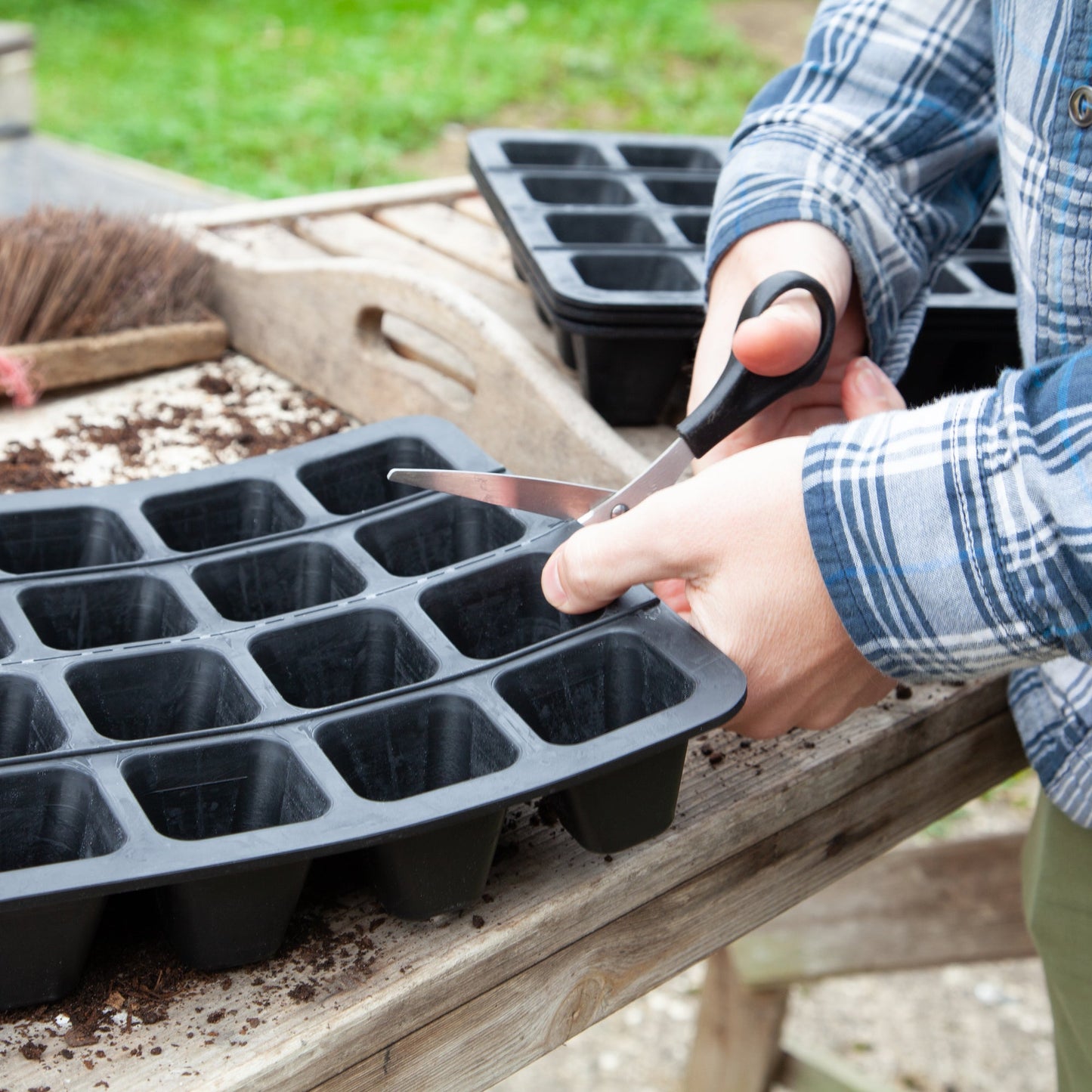 20 Cell Natural Rubber Seed Tray - Excess Customer Stock