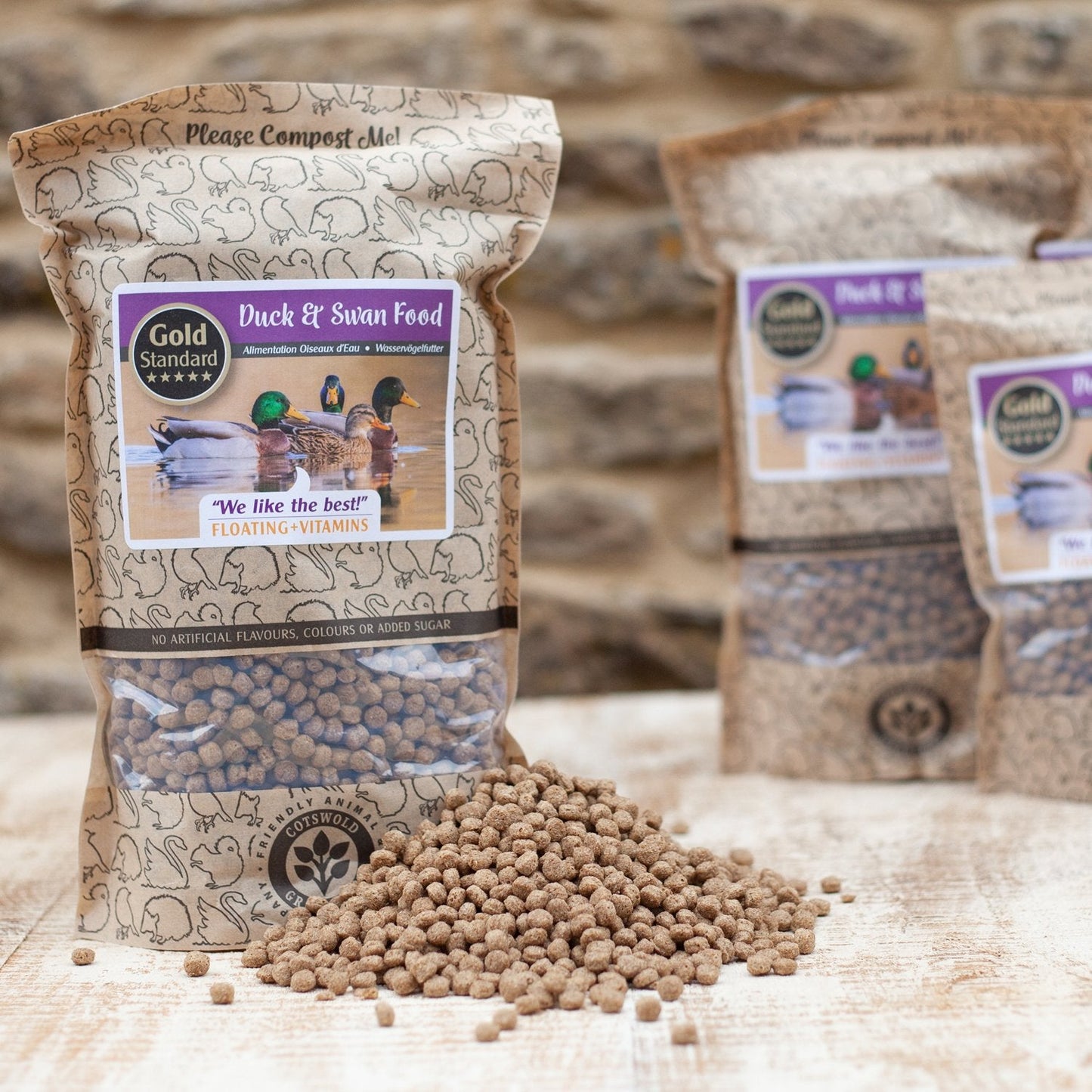 Cotswold Granaries Duck & Swan Food 700g - OUT OF DATE SOME BAG DAMAGE