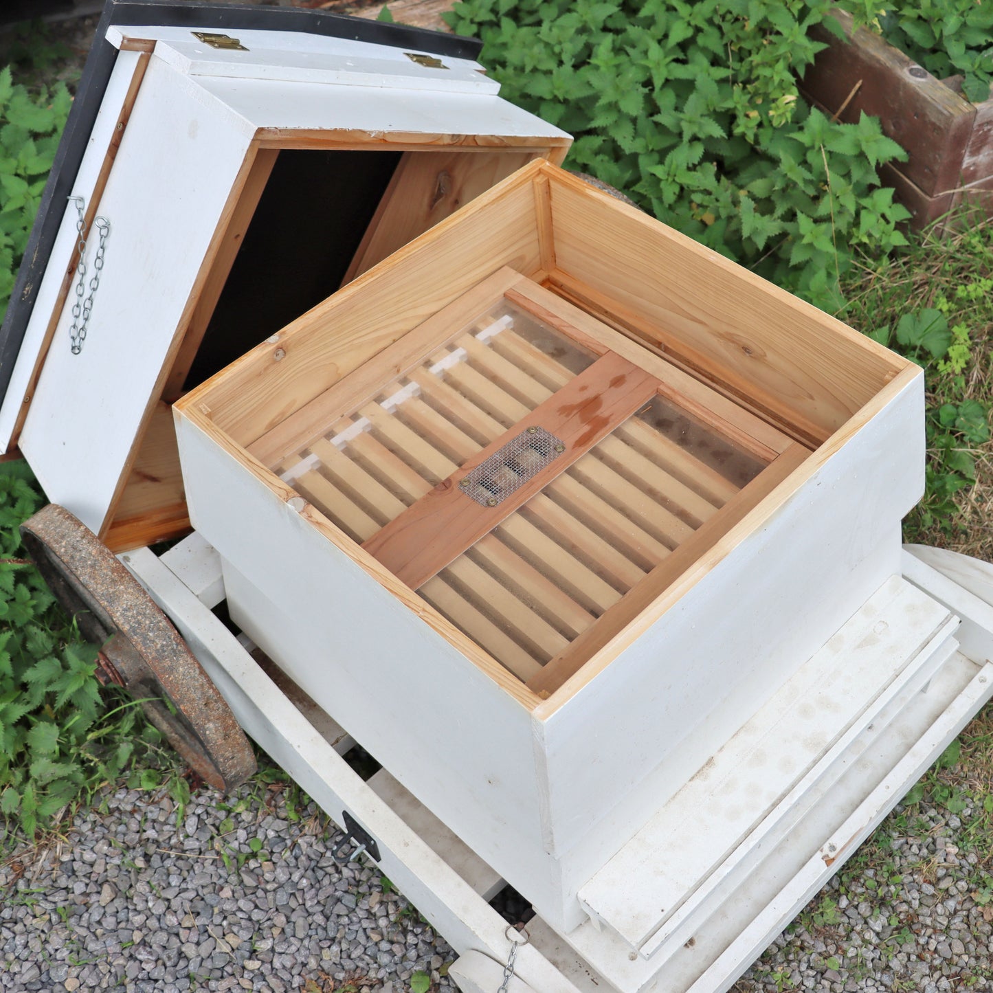 Mobile Pollinator - Hive and Trolley - UK MADE