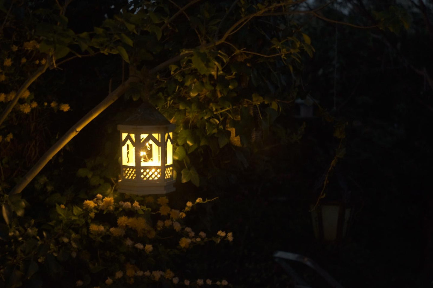 Hanging Gothic Bird Table / Gothic Lantern - White - Indoor Use Only