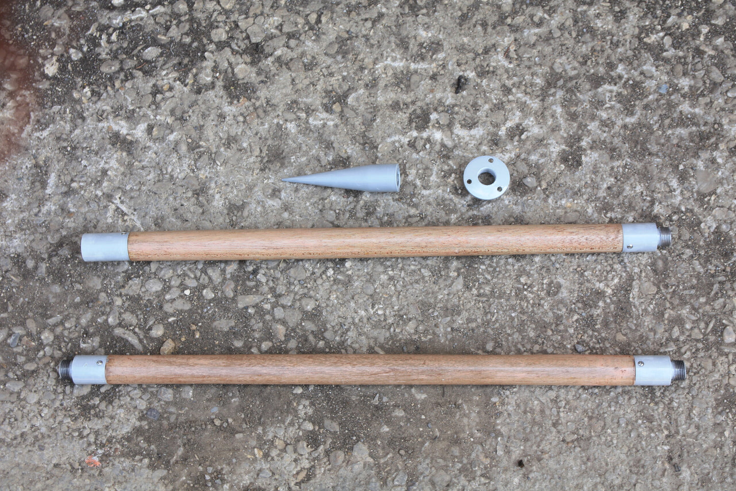 Hardwood Ground Pole for Bird Tables, Nest Boxes or Bee Houses