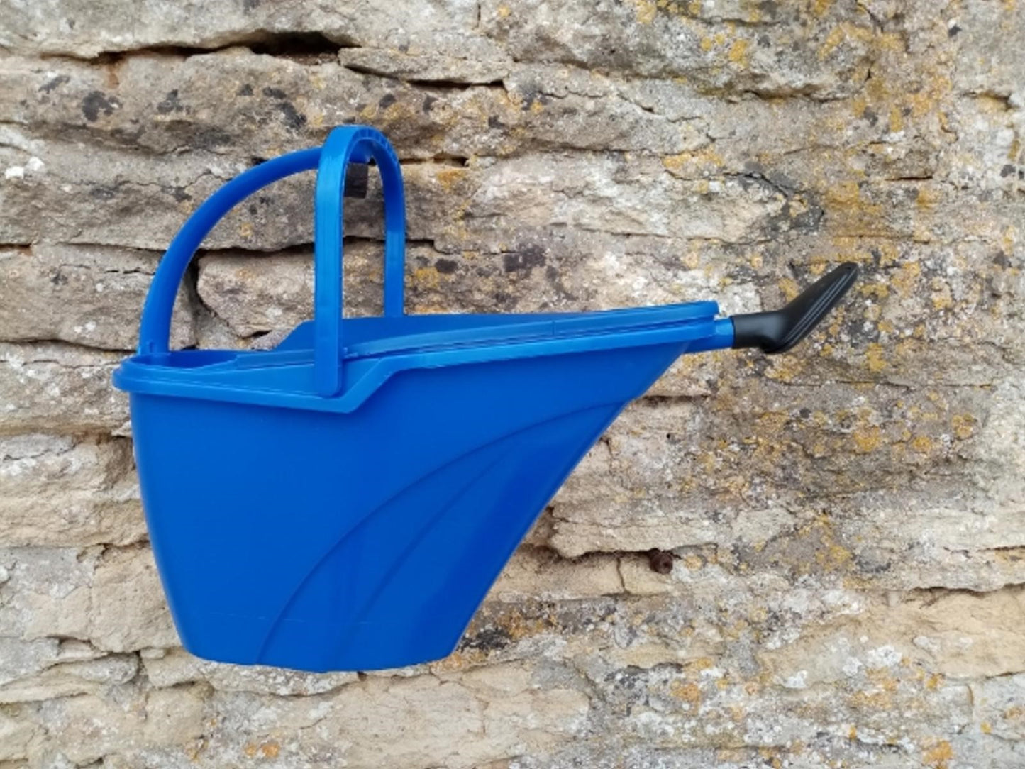 Rain Can - The eco watering can designed to collect rain 7 ltr
